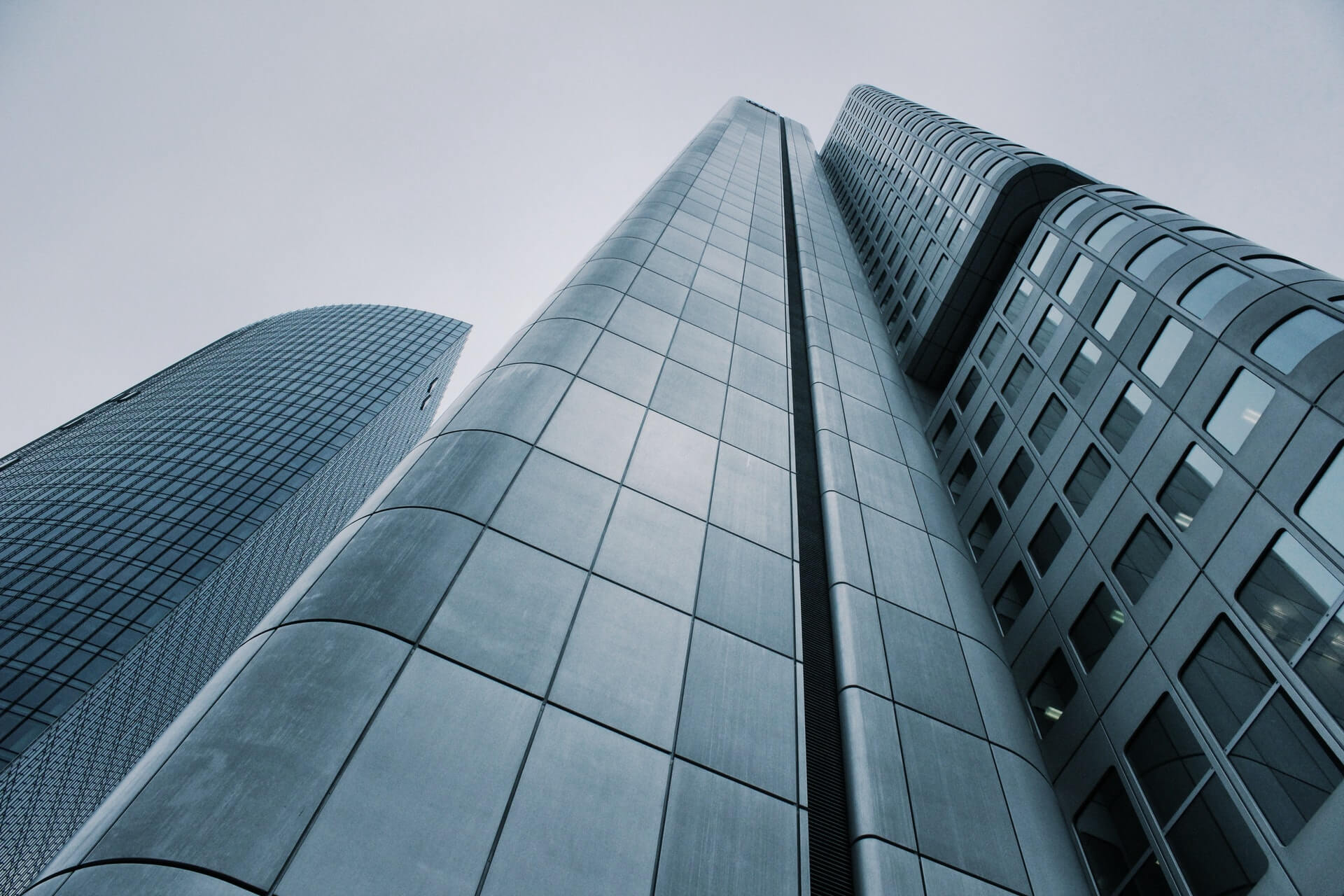 华夏助教：球队表现不稳定 接下来将主要锻炼球队
